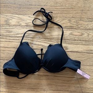 NWT Victoria's Secret Ruffle Bikini Top